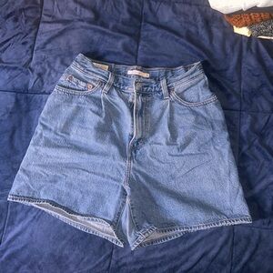 Levi’s vintage Ribcage Light Blue Denim Women’s Shorts